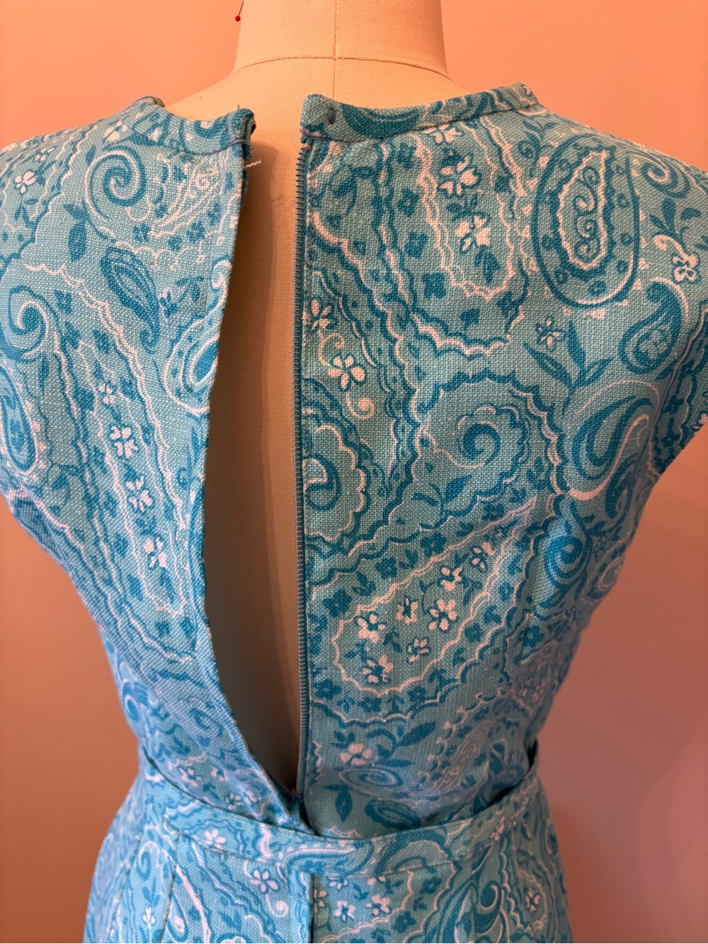 Women’s LinenPaisley Sheath Dress